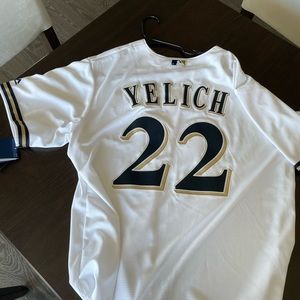 Brand new Majestic Milwaukee Brewers Yelich jersey
